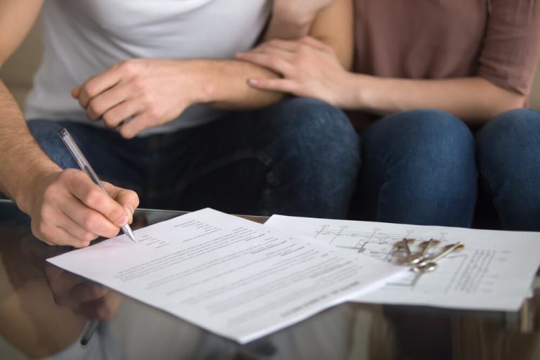 Wat is het verschil samenlevingscontract en geregistreerd partnerschap?
